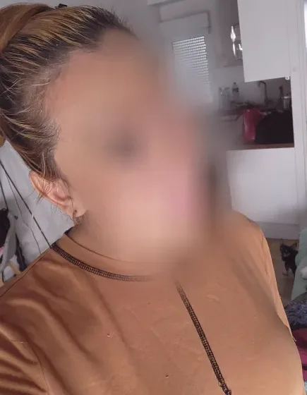 Laura, 36