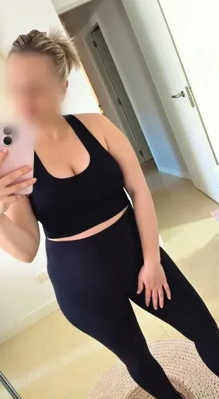 Sophia, 36
